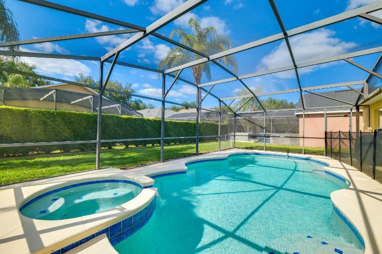 Peaceful Clermont Gem w/ Pool, 9 Mi to Disney! - Chambres d'hôtes Orlando