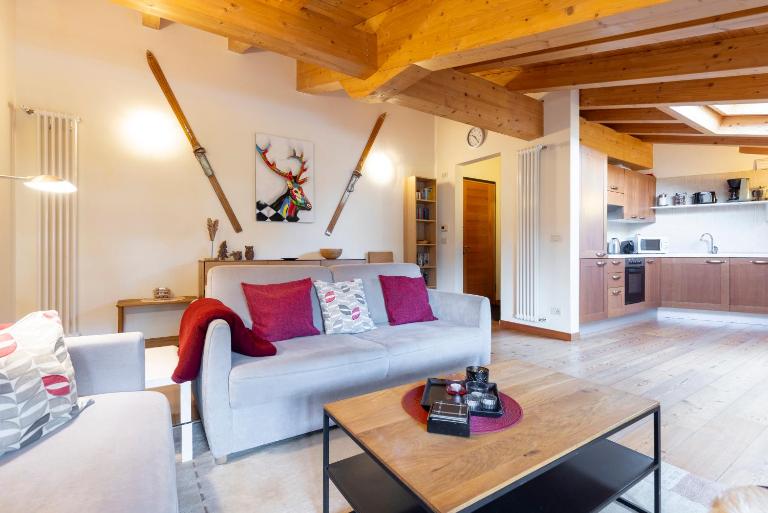 Apartment Luna by Happy Home Holiday - Bed and Breakfast Seefeld in Tirol