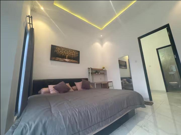 Villa Velare 02 dharmahusada indah galaxy mall - B&B Surabaya