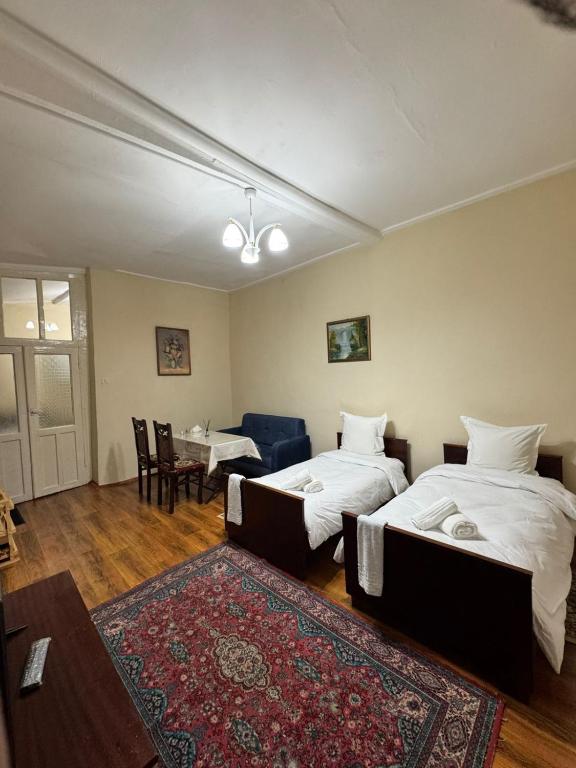 RamHouse Apartment - Bed and Breakfast Bakoe