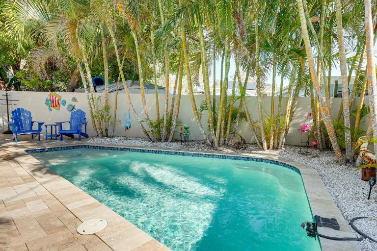 Indian Rocks Beach Home - 2 Blocks to Beach! - B&B Clearwater Beach