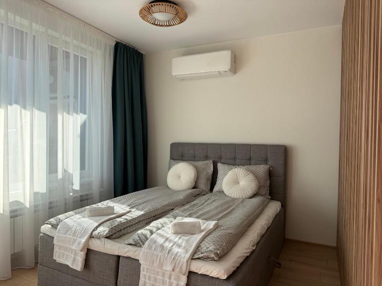 SkyWay by NightSpace- Modern City Apartment - B&B Sofia