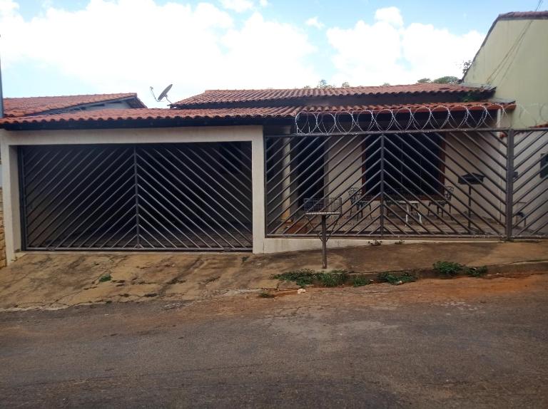 Casa Alto Padrão px ao Centro - B&B Lavras
