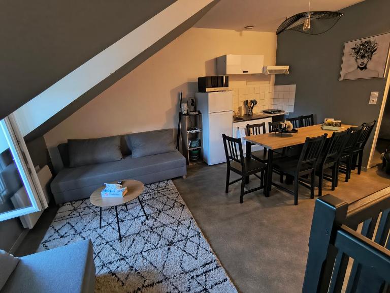 Appartement La cabane perchée 9 personnes wifi - B&B Yvré-l'Évêque