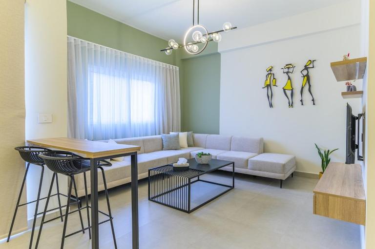 Coral 1BR Apartment In Mar Mikhael - B&B El Mdaoura