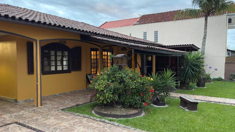 Ótima Casa para 10 pessoas /menos de 100m da Praia - Ferienwohnung Florianópolis