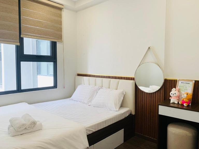 Cozy 1 BR with Pool, Gym, Near Aeon Mall, VSIP - The Emerald Golf view - Thuận An - B&B Thuận An