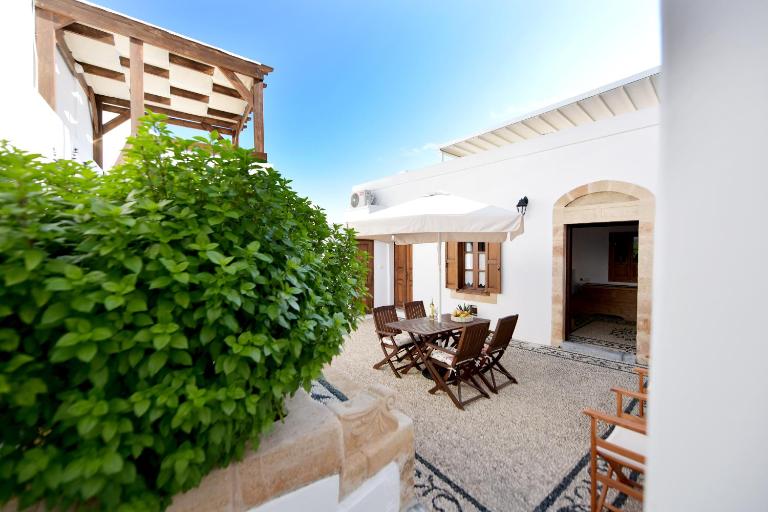 Villa Annoula - Traditional Lindian House - Chambres d'hôtes Lindos