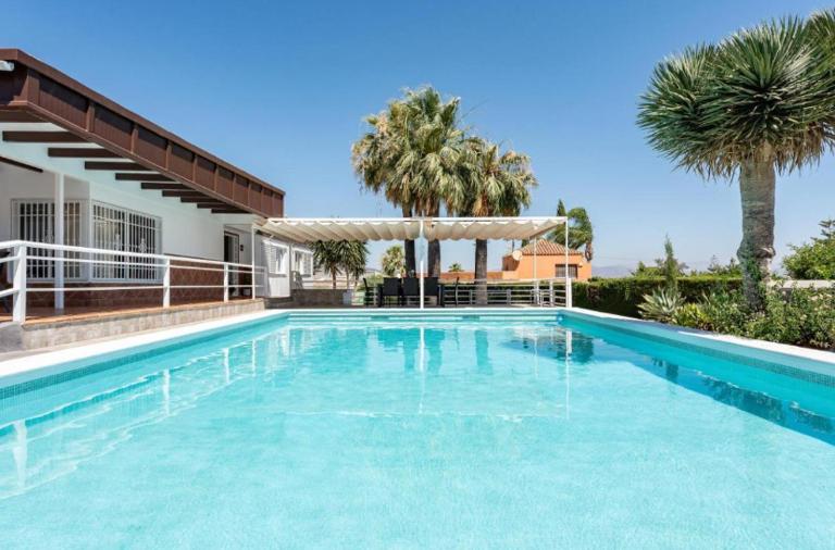 Villa Paula-Los Manantiales - B&B Alhaurín de la Torre