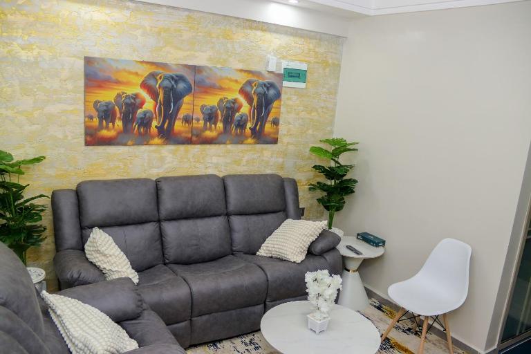 Relax and Recharge in Kileleshwa - B&B Nairobi
