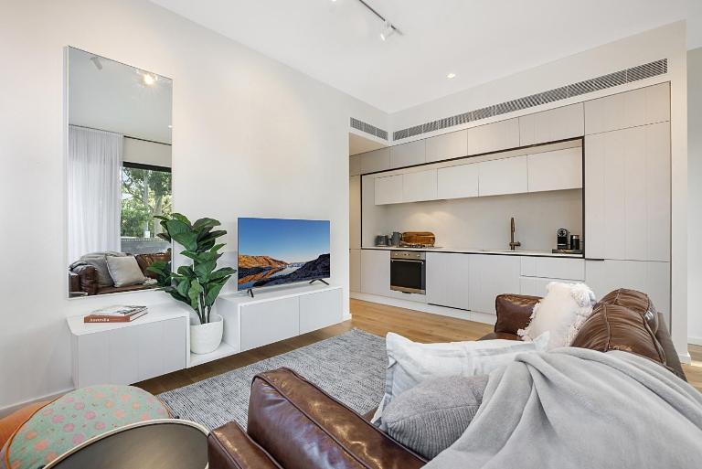 Bright Terrace Unit Next to Chapel St Dining - Bed and Breakfast Melbourne
