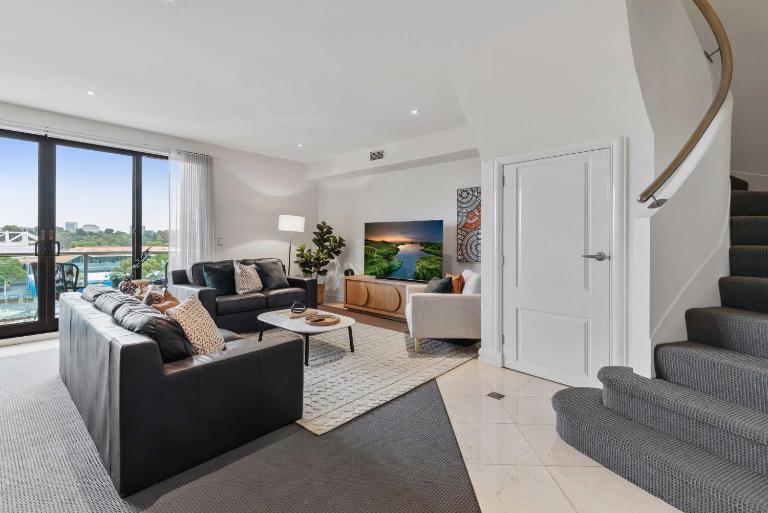 Spacious 3-Bed Apartment by the MCG - Ferienwohnung Melbourne