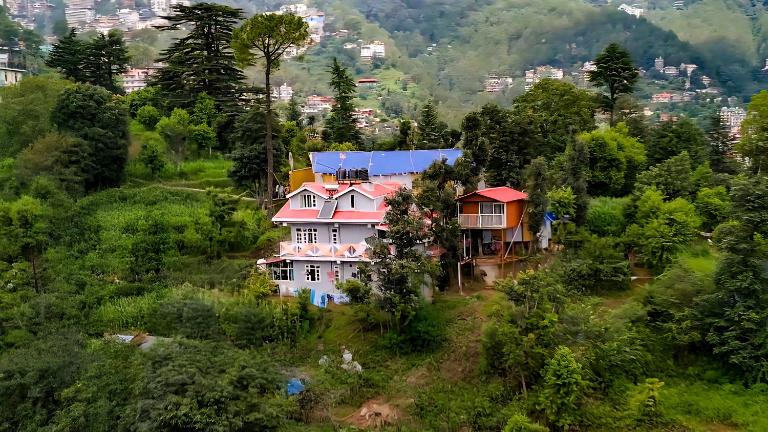 The City Escape Farmstay - Bed and Breakfast Shimla