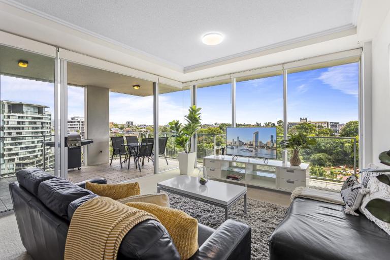 High-Floor 2-Bed CBD Unit With Views & Amenities - Ferienwohnung Brisbane