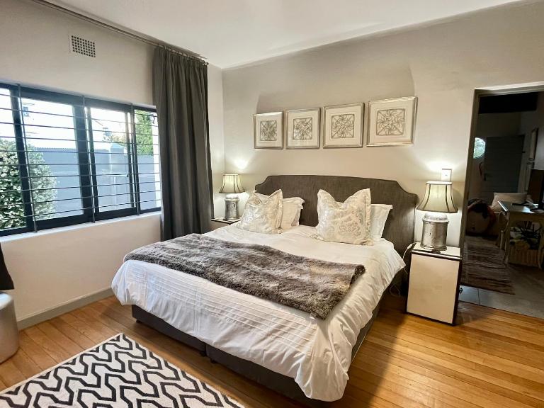 Stay on Main 2 - B&B Paarl