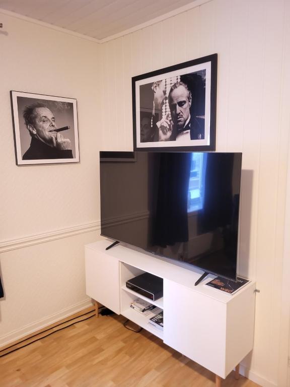 3 roms leilighet Narvik sentrum - B&B Narvik
