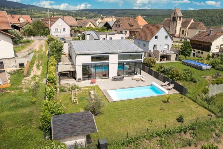Modern and spacious villa - B&B Soultzmatt