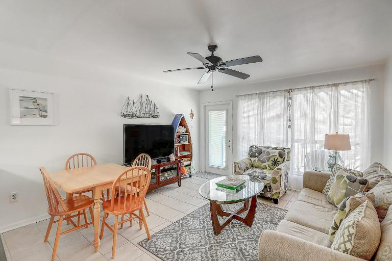 Nelray Shores at Seamist Condominiums - B&B Port Aransas