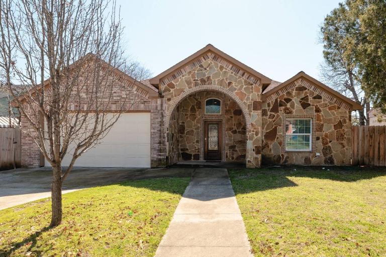 Near World Cup Stadium - Your Game Day Home! - B&B Dallas