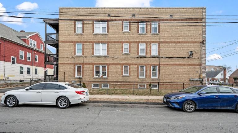 Downtown Hartford 2BR Family Pet Friendly - B&B Hartford