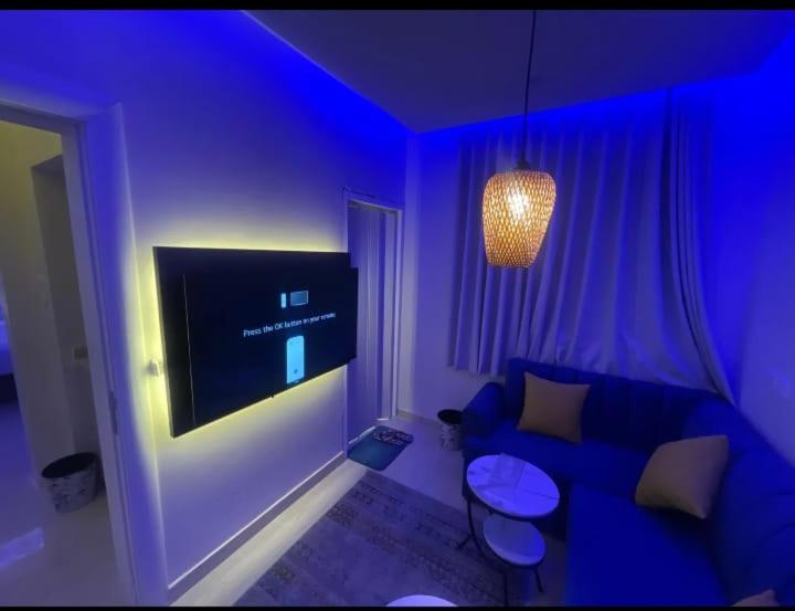 غرفة وصالة مريحة - Bed and Breakfast Riyad