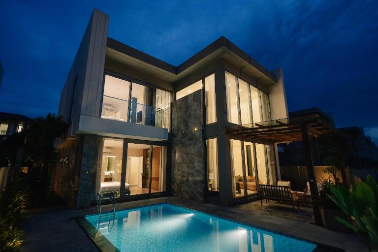 4BR Villa - Near The Beach - Free Pickup -Private Pool - Bed and Breakfast Điện Bàn