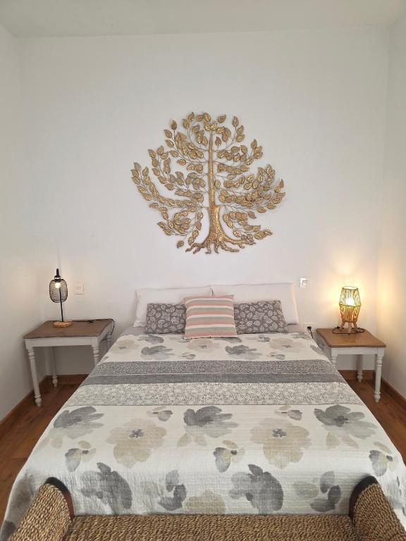 Alunita & Pirita Rooms - Peaceful Private Rooms with Garden, Terrace & Shared Kitchen - Bed and Breakfast Nazaret
