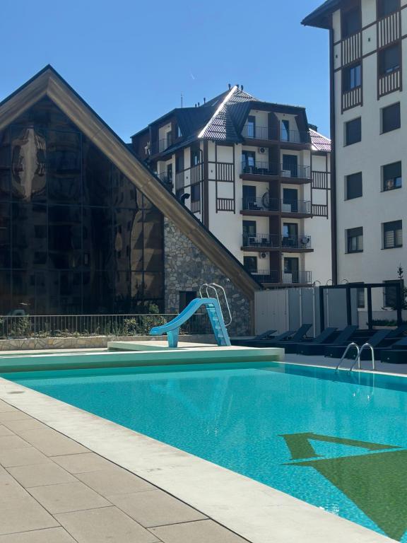 Avala Terrace & Pool View, Titova Vila Zlatibor - Chambres d'hôtes Zlatibor