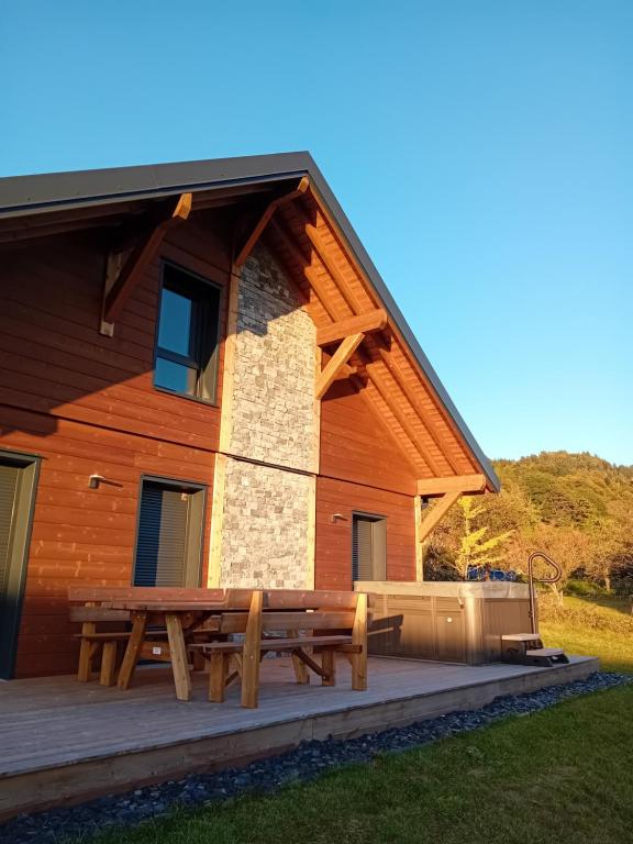 Le Chalet de l'Ancerf - Bed and Breakfast Faucompierre