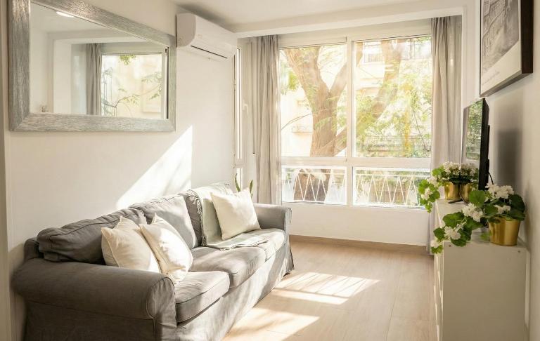 3 Double Beds - Great Area, Perfect for Families - B&B Seville