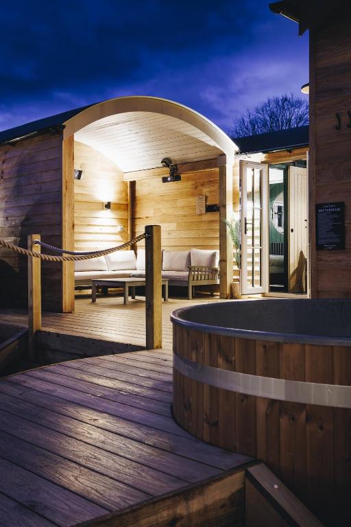 Nestledstays - The Oak - B&B Walberton