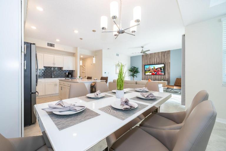 3161-203FC STOREY LAKE, CONDO 2/2 LAKE VIEW - Ferienwohnung Kissimmee