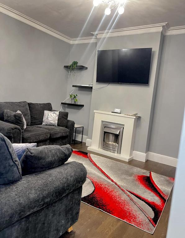 King Edward 3 bed house ideal for contractors - Bed and Breakfast Darlaston