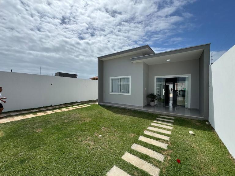 Casa Agradável com Piscina - B&B Prado