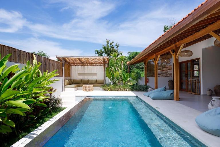 Walk to Beach&Center 2BR Pool Villa Melati - Bed and Breakfast Uluwatu