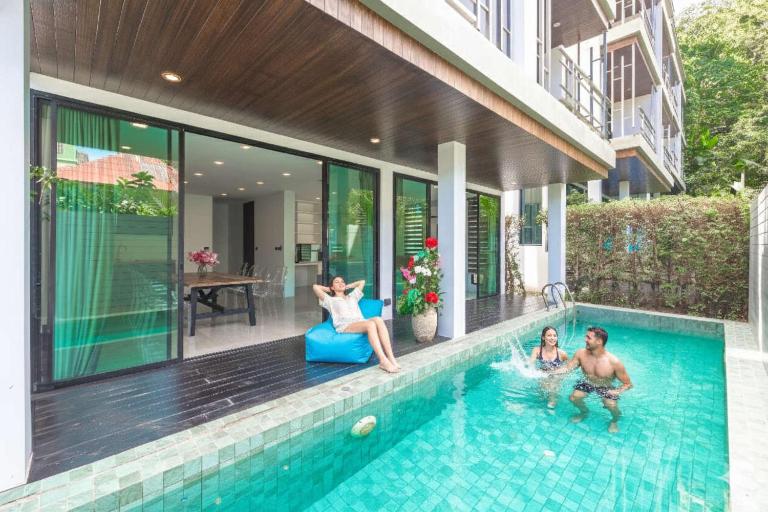 Vibrant Life at 4BR Pool Villa, Kata - UTK3 - Ferienwohnung Kata