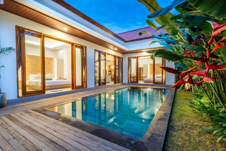 5BR MERAPI - Your tropical escape! Book Entire Villa or Shared Rooms - B&B Prerenan