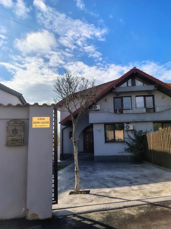 CASA Don Lucio - B&B Craiova