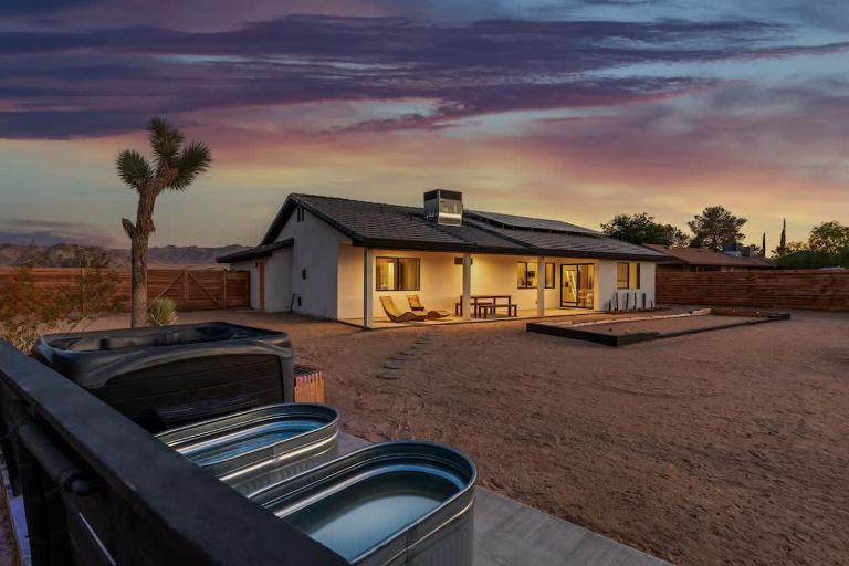 Moon Dusk By The Cohost Company - B&B Joshua Tree