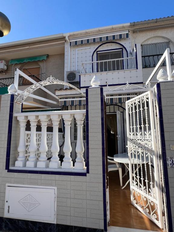 Casa del pintor Santa Pola, 200m van het strand - B&B Santa Pola