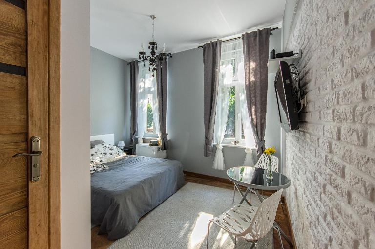 Apartament Wierzbięcice - B&B Poznań