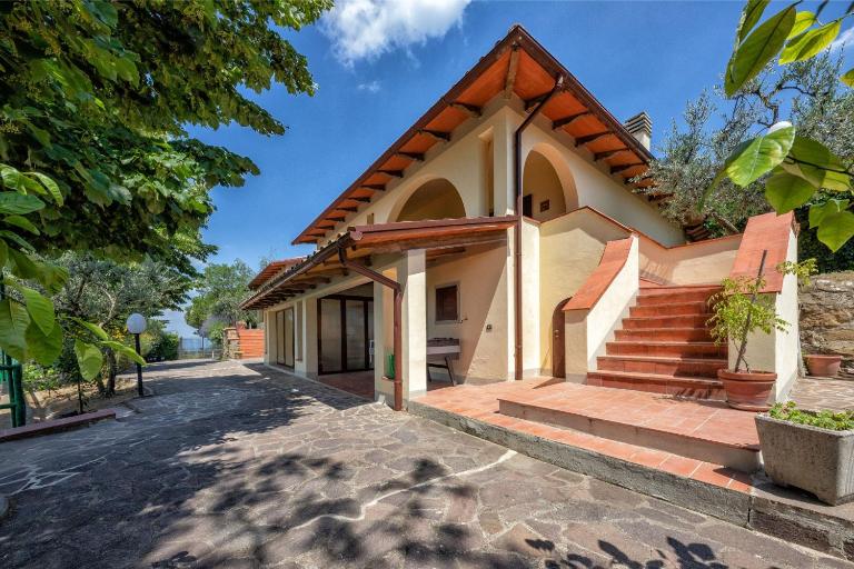Home in Tuscany with private Pool & Tennis - B&B Loro Ciuffenna