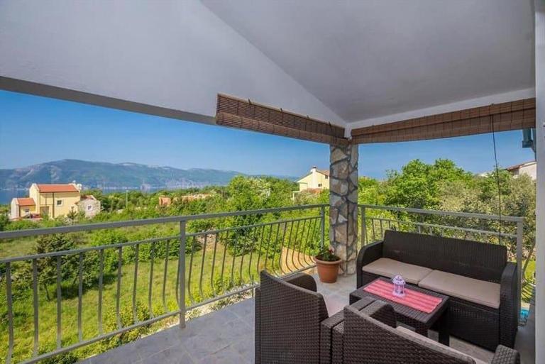 Olive Garden Krk - B&B Brzac
