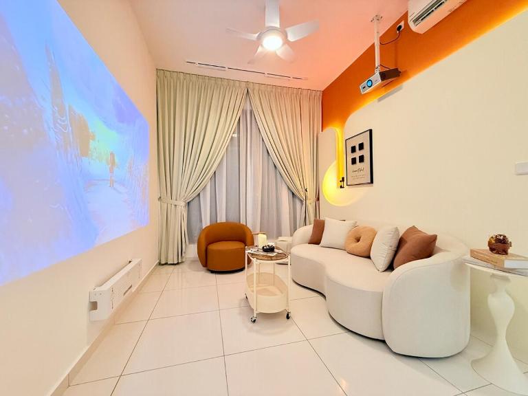 Ember Loft-Space Residency-KSL Mall-2BR-Projector-6 Pax - B&B Johor Bahru