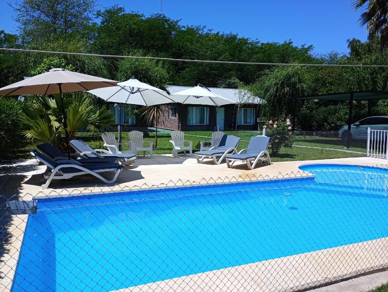 Cabañas Midelem - B&B Chascomus