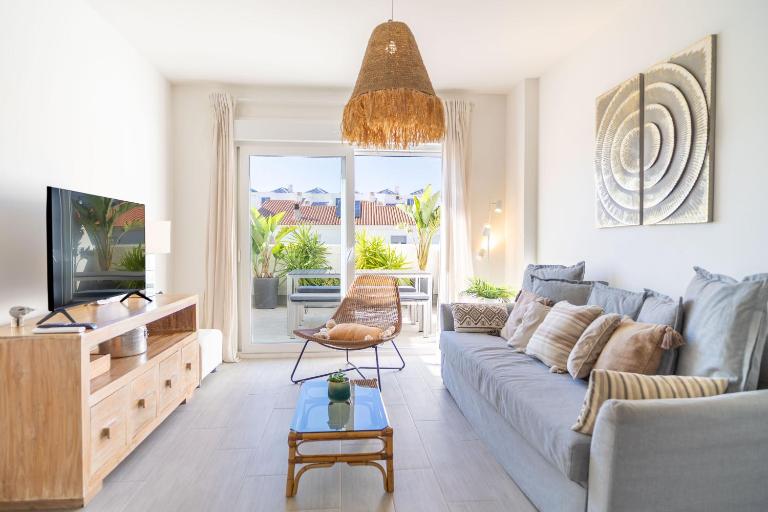 Tarifa Cozy House - Pool, Parking, Family - Bed and Breakfast Tarifa