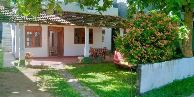 Talalla Bay Inn Beach Bungalow - B&B Talalla South