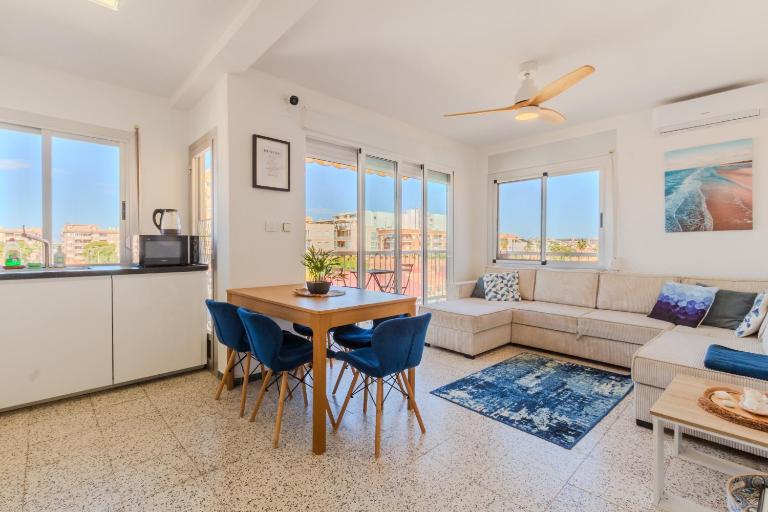 Sun and Sea - Perfect stay next to the airport - Chambres d'hôtes Santa Pola