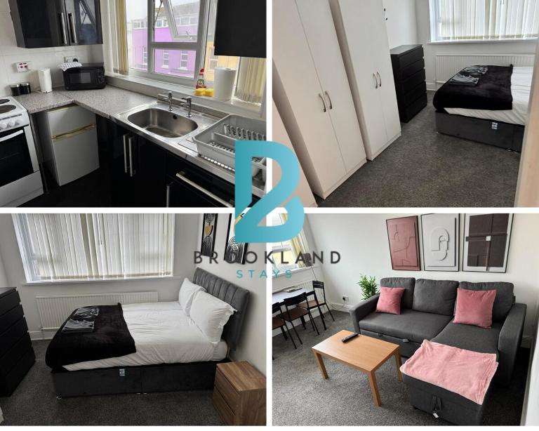 1BR in Blackpool l Sleeps 4, Wi-Fi & Full Kitchen - Chambres d'hôtes Blackpool