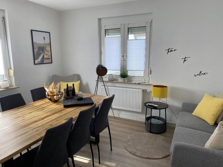 NeckarNest Ferienwohnung - B&B Neckarwestheim